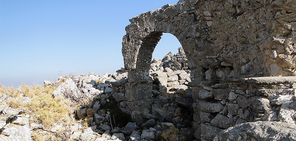 Το Απάνω Κάστρο: Η οχύρωση της Νάξου