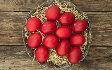 Κόκκινα πασχαλινά αυγά